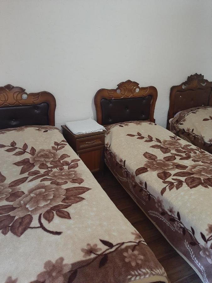 Narvar Hotel Goris Exterior foto