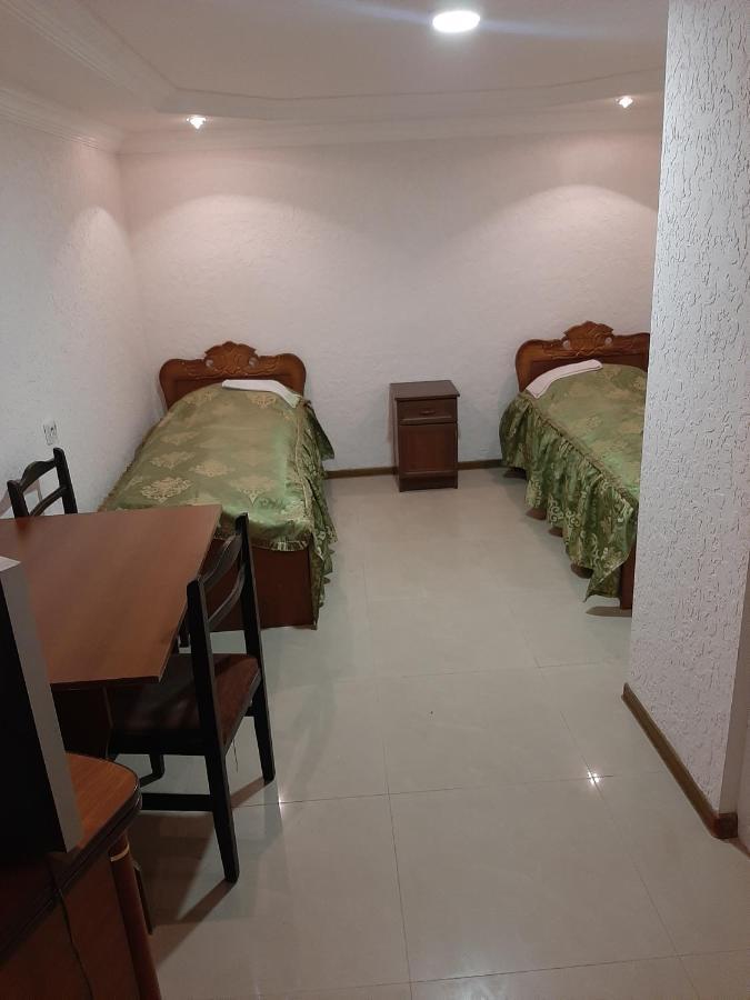 Narvar Hotel Goris Exterior foto